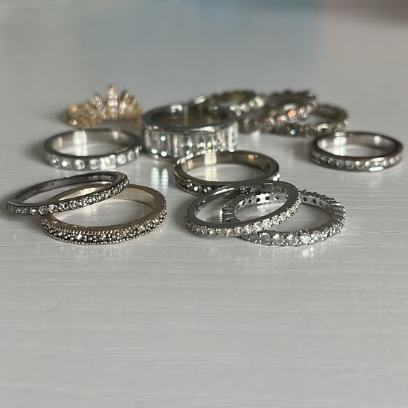 12 Rings - Picture 3 of 8